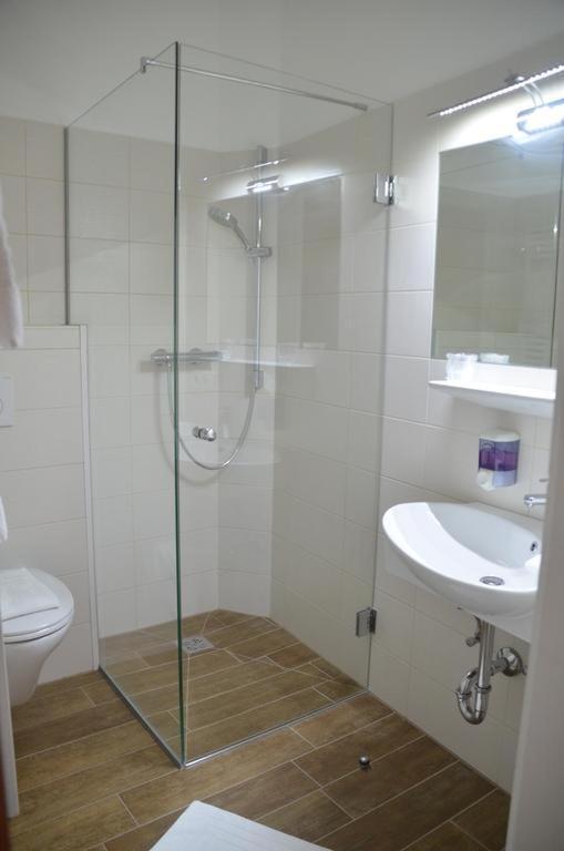 Austria Traveller Hotel Kirchdorf 克雷河畔基希多夫 外观 照片